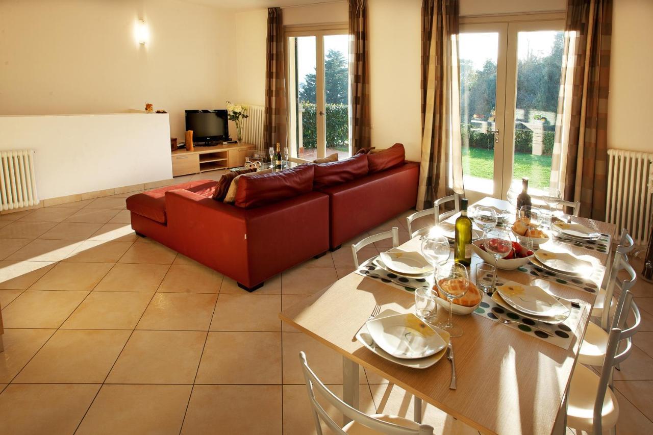 Tremezzo Residence-11 Apartments To Choose From In An Exclusive Residence By Italian Apartments Luaran gambar